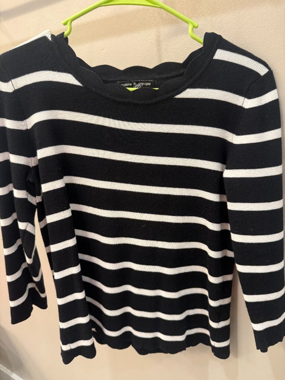 Cable and Gauge Black and White Stripe Top Medium